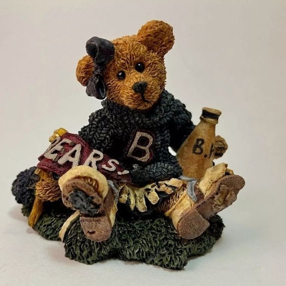 Boyds Bears and Friends, Cheerleader, hand made - Picture 1 of 4